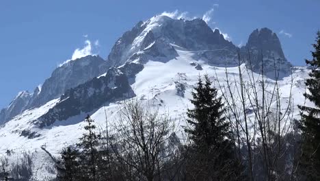France-Mont-Blanc-With-Cloud-Wisps-Pan