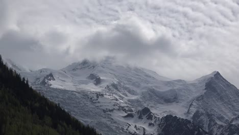 France-Mont-Blanc-With-Clouds-Over-Glacier-Time-Lapse