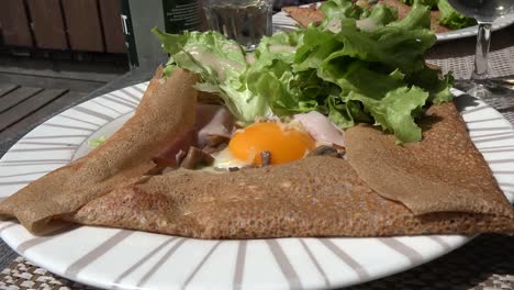 France-Crepe-With-Egg-Zoom-In