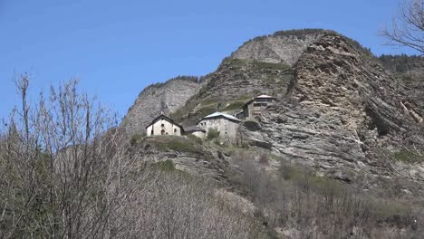 France-Houses-High-On-Cliff-In-The-Valley-Of-Ubaye