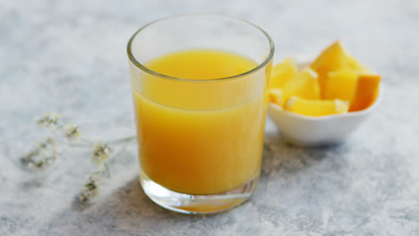 Glass-of-fresh-orange-juice