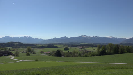 Deutschland-Blick-Auf-Die-Alpen-Am-Morgen-Von-Rimsting