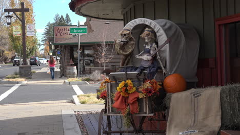 Oregon-Sisters-with-Halloween-decorations