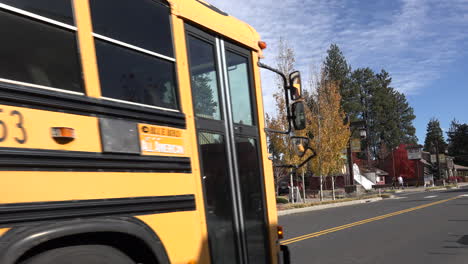 Autobuses-Escolares-De-Oregon-En-Hermanas