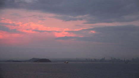 Panama-Stadt-Im-Morgengrauen