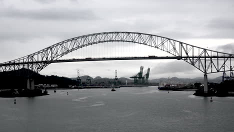 Panama-Blick-Auf-Die-Brücke-Der-Amerikas
