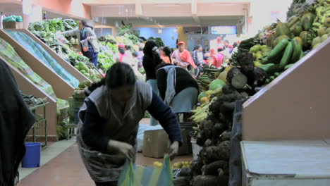 Ecuador-Inside-market