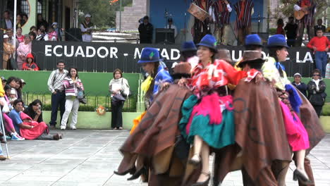 Ecuador-Dancers-At-Mitad-Del-Mundo