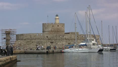 Rhodes-castle-&-sailboats