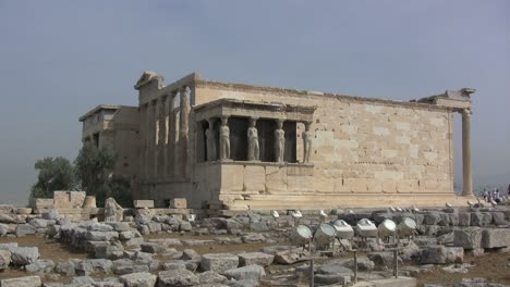 Erechtheum-Tempel-Auf-Der-Akropolis-Athen