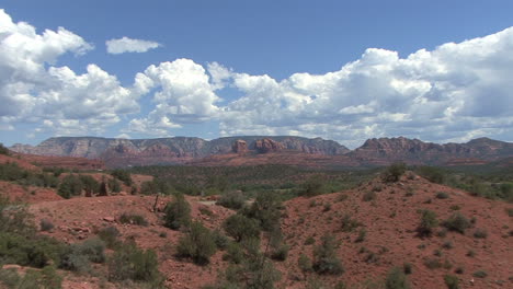 Arizona-Sedona-landscape-zooms-out