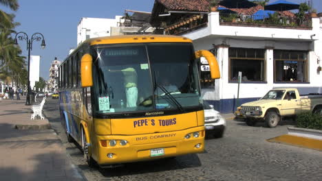 Mexico-Puerto-Vallarta-street-with-bus