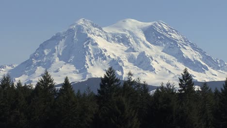 Monte-Rainier-Cumbre-Con-Glaciares