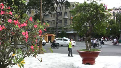 Straßenszene-Und-Verkehr-In-Ho-Chi-Minh-Stadt