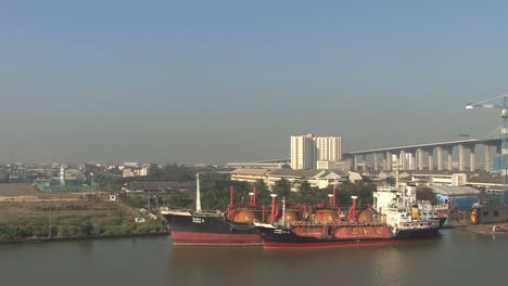 Ships-moored-on-the-Chao-Phraya