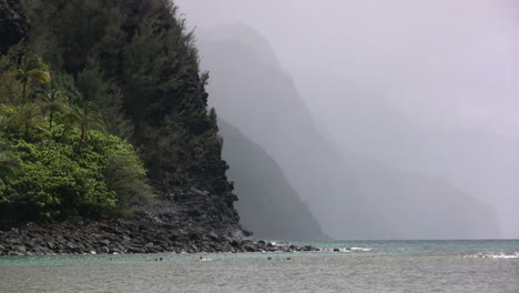 Kauai-View-up-dramatic-coast-4