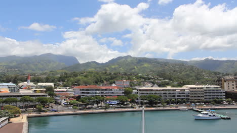 Papeete-pans-harbor-and-city