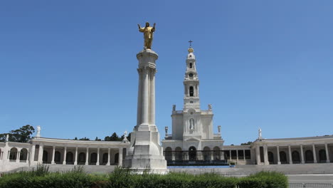 Fatima-church-and-statue-of-Christ