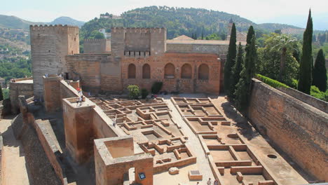 Spanien-Andalusien-Alhambra-Labyrinthmauern-Und-Gekerbter-Turm