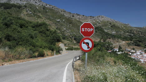 Señal-De-Stop-De-Carretera-De-Andalucía