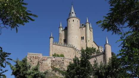 Spanien-Segovia-Alcazar-Aufwärts-4
