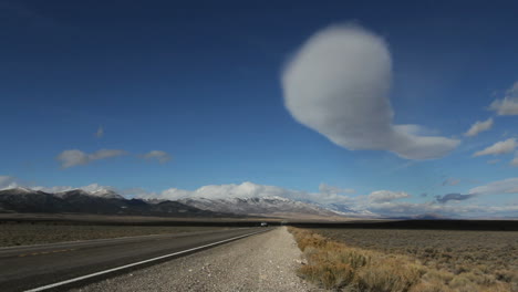 Nevada-clouds-with-cars