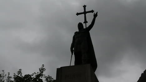 Spain-Asturias-Covadonga-statue-Pelayo-4