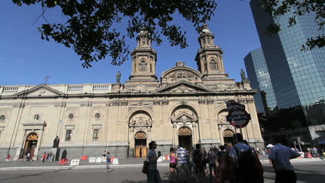 Santiago-Kathedrale-Und-Touristen