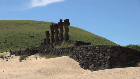 Easter-Island-Anakena-Nau-Nau-moai-profile-against-hill-and-sky-24