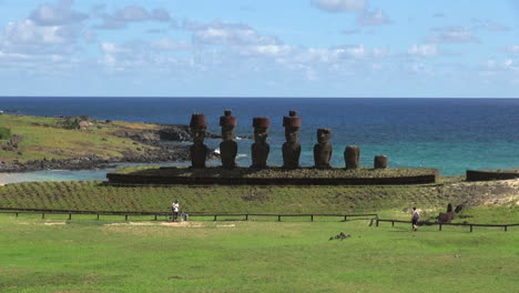 Rapa-Nui-Anakena-platform-and-sea-s4