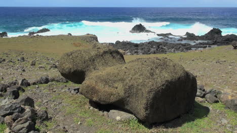 Easter-Island-Akahanga-fallen-moai-by-sea