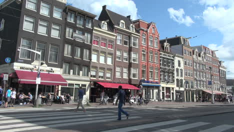 Niederlande-Amsterdam-Markisen-Café-Und-Giebelhäuser