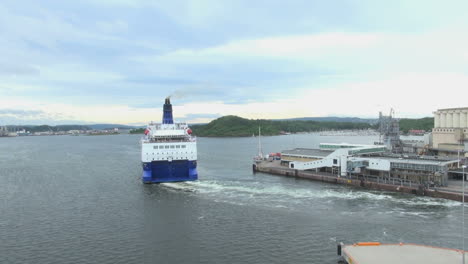 Oslo-Seaways-Fähre-Verlässt-Zeitraffer-3