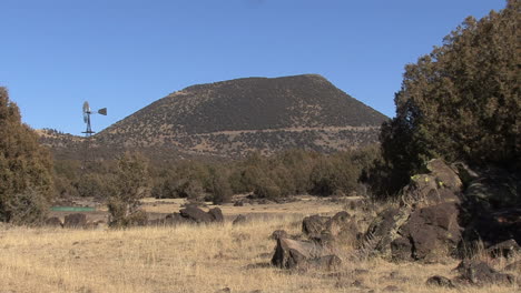 New-Mexico-Capulin-volcano.-and-windmill-6