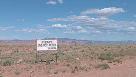 Arizona-no-litter-sign