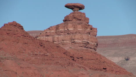 Utah-Mexican-Hat-zoom-in-s