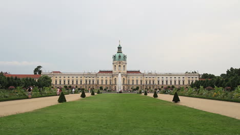 Berlin-Schloss-Charlottenburg-Jenseits-Der-Gärten