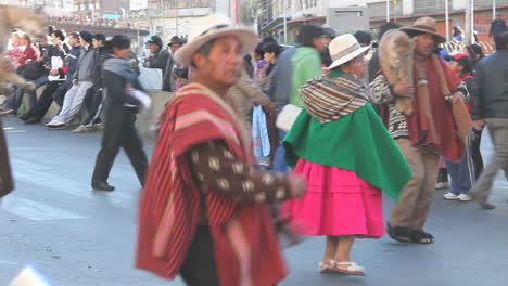 La-Paz-fiesta-couple-dancing-c
