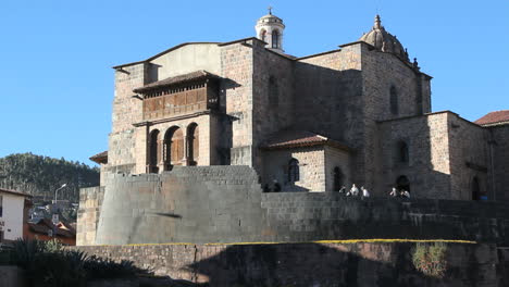 Cusco-Iglesia-Sobre-Antiguos-Cimientos-Incas