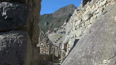 Machu-Picchu-Vista-Hacia-La-Terraza-Exterior