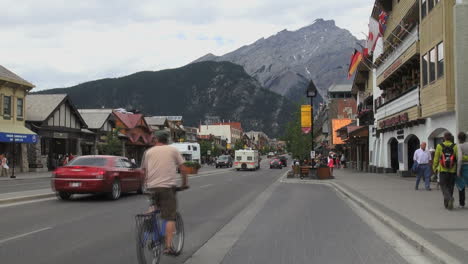 Canada-Alberta-Banff-street-scene-with-trailer-and-bikes