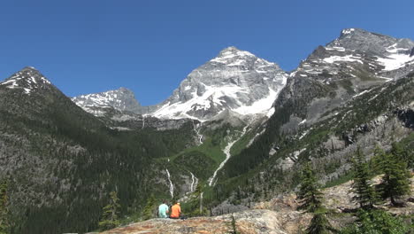 British-Columbia-Gletscher-Np-Mt-Sir-Mcdonald-Und-Touristen