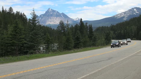 Britisch-Kolumbien-Mount-Robson-Mt-Fitzwilliam-Autos