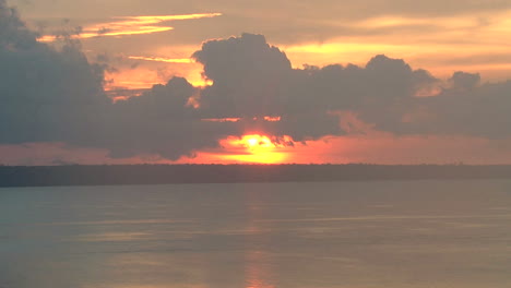 Manaus-Sonnenuntergang-Auf-Rio-Negro