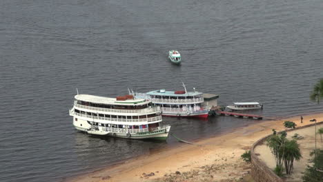 Brazil-Rio-Negro-river-boats-and-small-boat-s