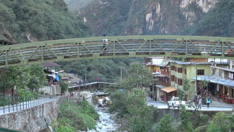 Peru-Aguas-Calientes-bridge-over-stream