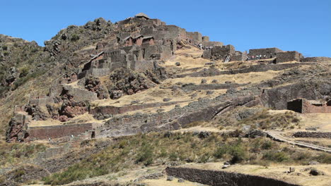 Peru-Pisac-Inkaterrassen-Und-Steinstrukturen-2