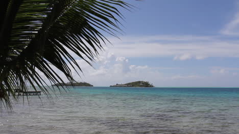 Bora-Bora-islands-called-motus-fringe-the-lagoon