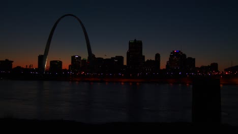 St-Louis-In-Der-Nacht