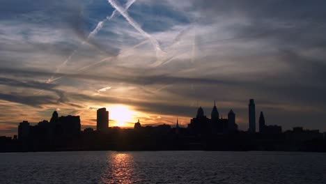 Sunset-behind-the-city-of-Philadelphia-Pennsylvania-1
